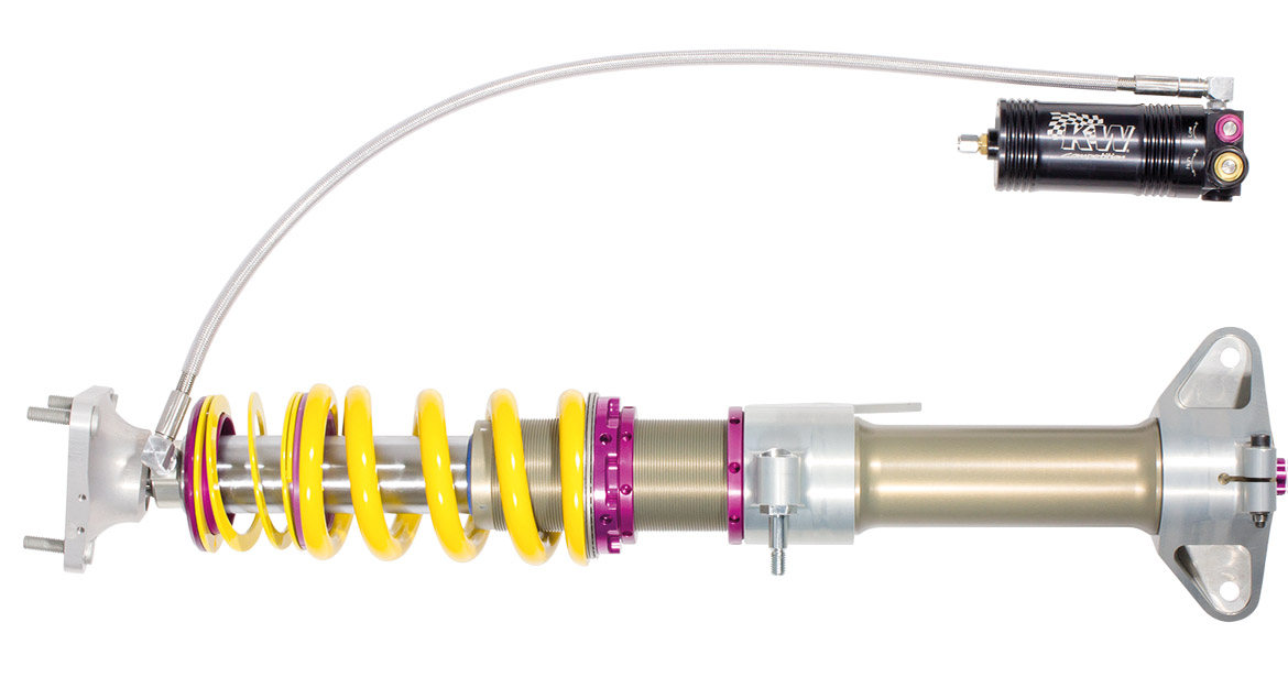 On the front axle of the BMW Z4 GT3, we built KW SingleTube dampers in an upside-down MacPherson strut design for BMW Motorsport.