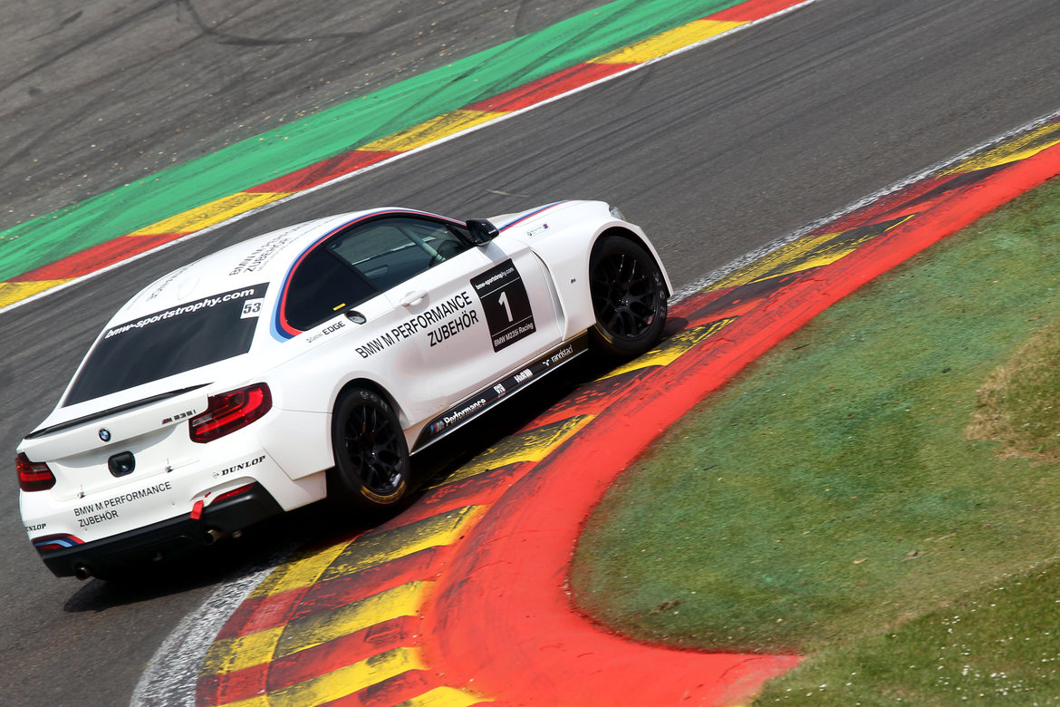 Since the motorsport season 2014 all BMW M235i Racing and BMW M240i Racing are equipped with 2-way adjustable KW racing coilovers.