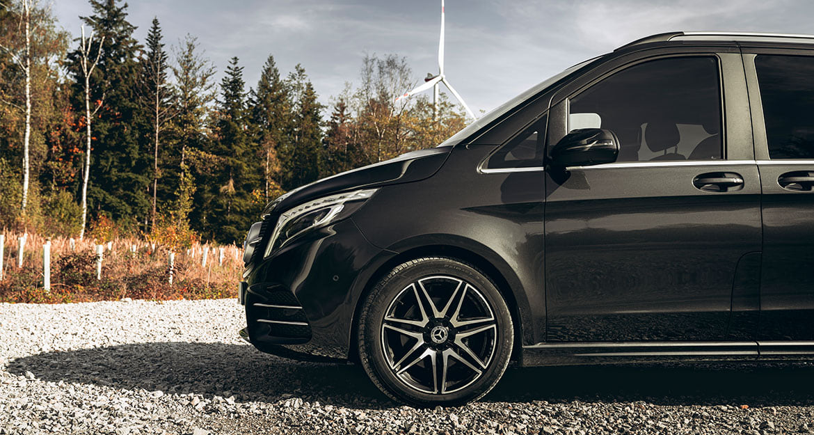 For the all-wheel drive version of the V-class, we offer our KW V3 Leveling since mid-December. For the rear-wheel drive Mercedes, we have been offering the suspension for some time now